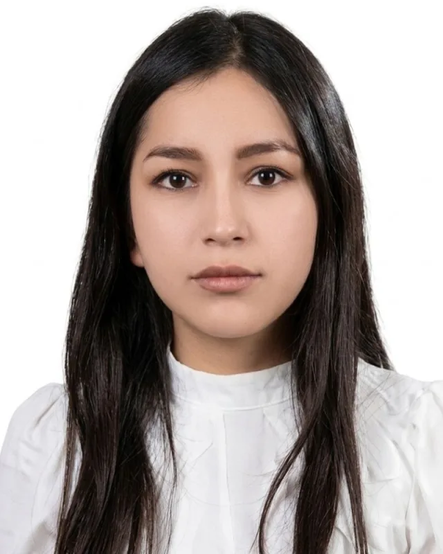 Ruth Benegas Chavarria, Secretaria