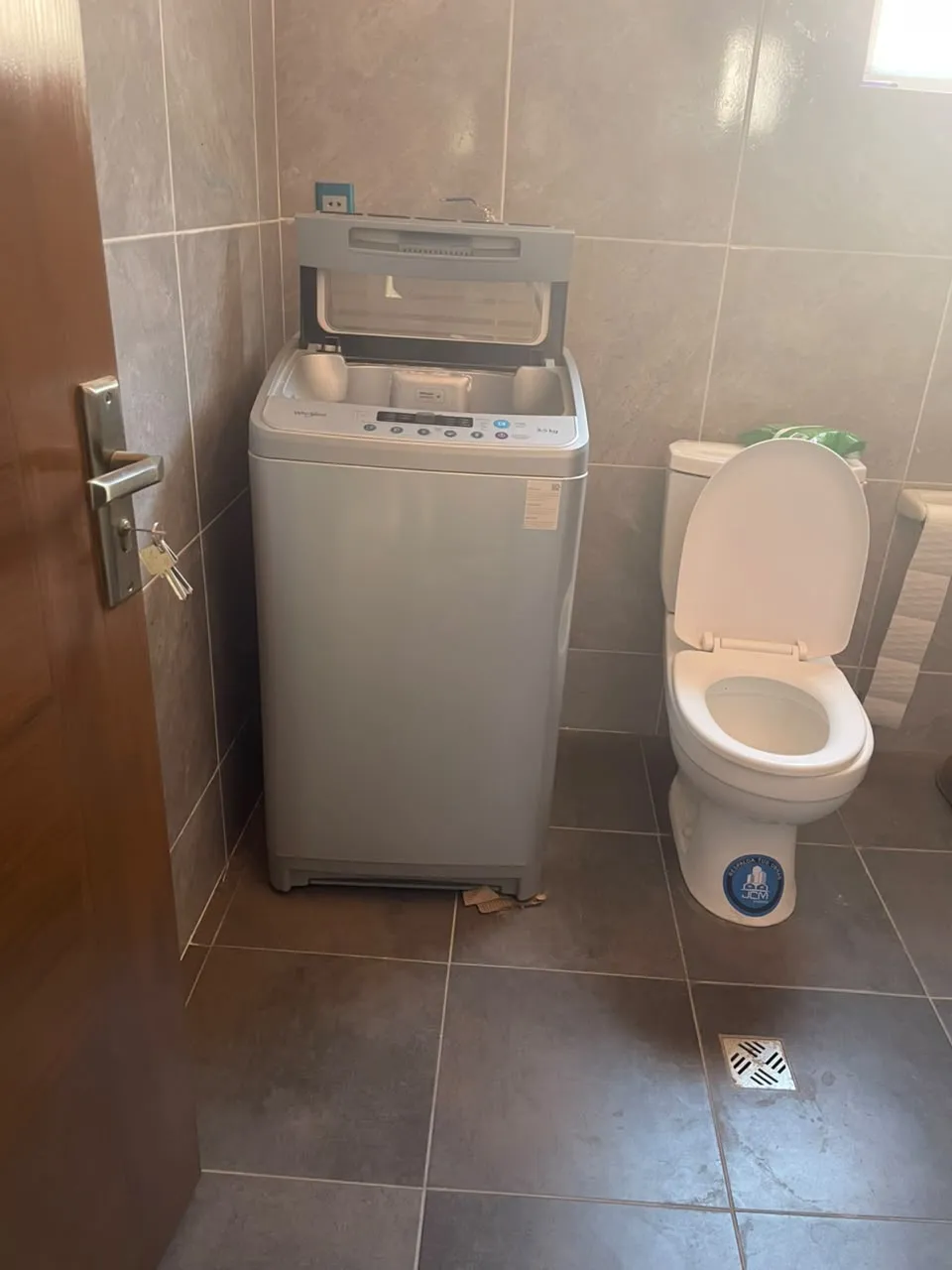 Baño y área de lavado